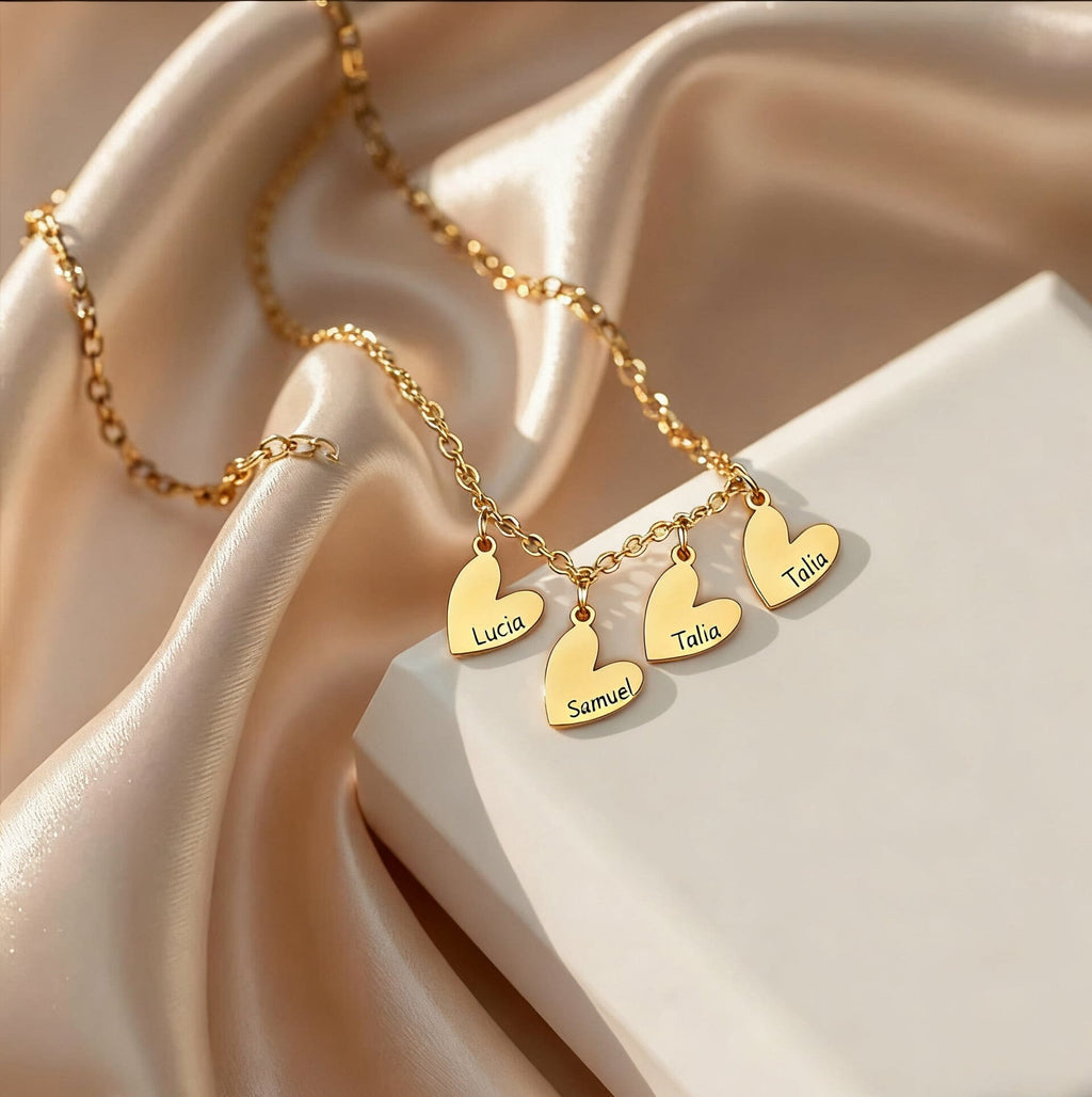 Necklace with personalised heart pendants