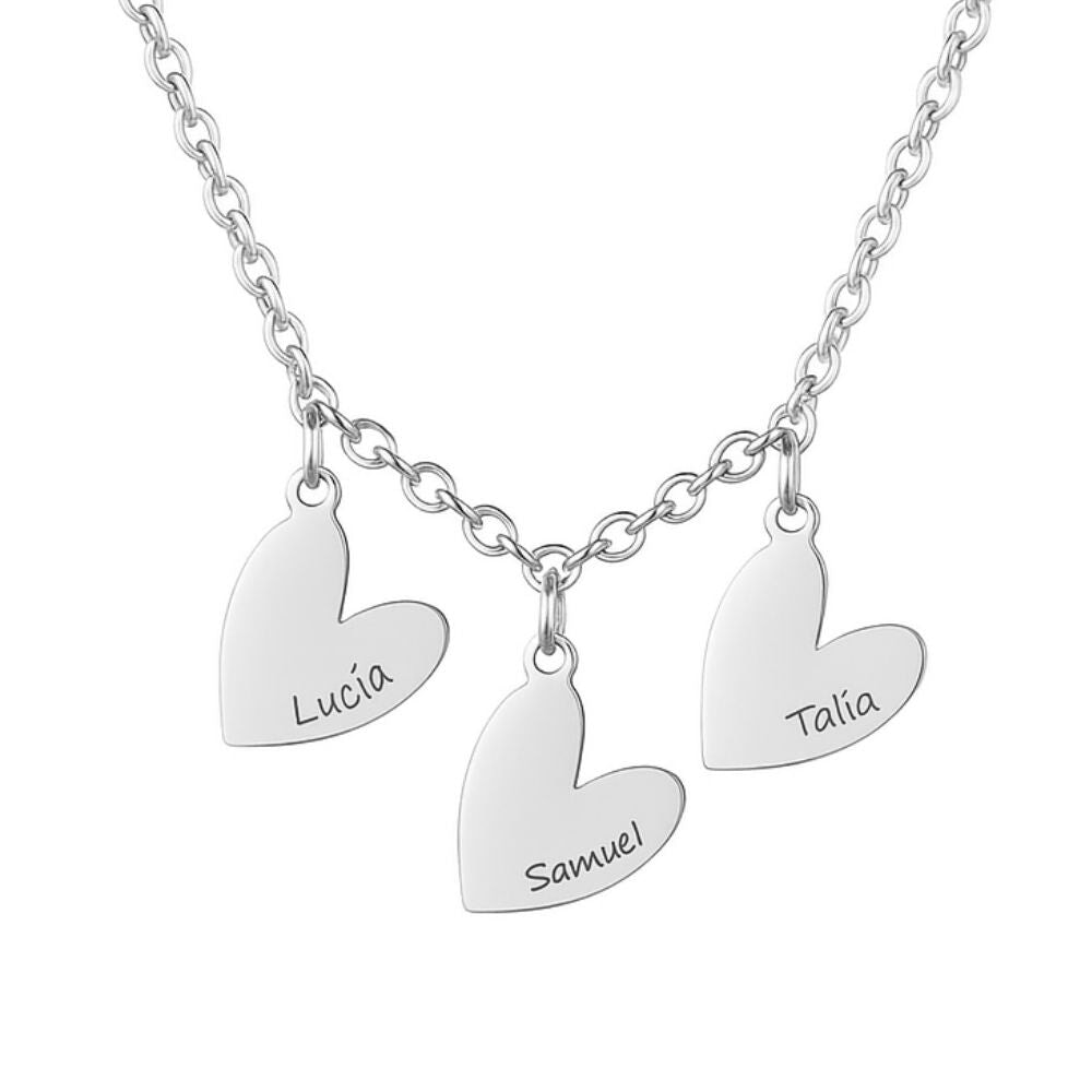 Necklace with personalised heart pendants